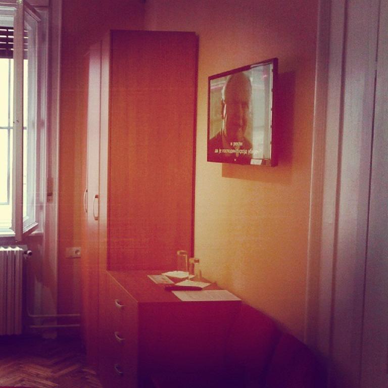 Family Top Rooms Bela Lada Sobe Novi Sad Exteriör bild