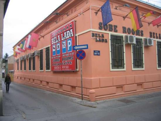Family Top Rooms Bela Lada Sobe Novi Sad Rum bild